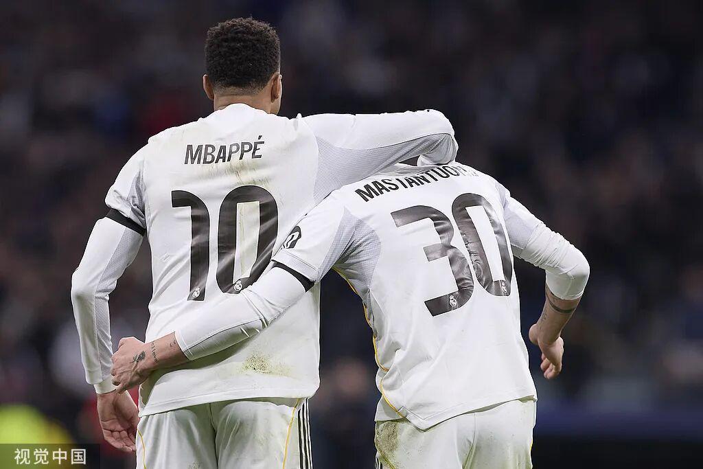 华体会官网-今晚打响！西甲焦点大戏：皇马战黄潜 银河战舰赢球就登顶