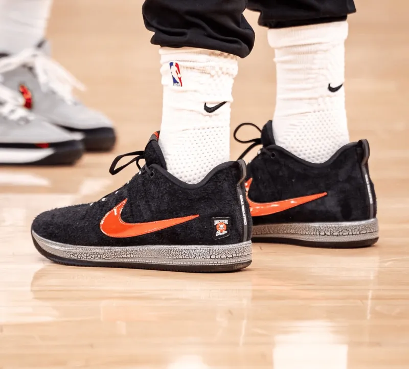 华体会官网-布克穿着“坏孩子”配色BOOK2，砍下37分5篮板9助攻